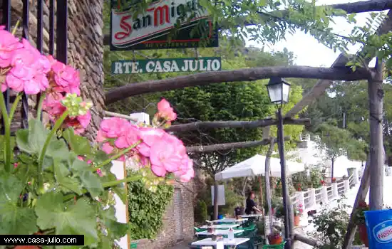 Reservas y teléfono del restaurante de La Alpujarra